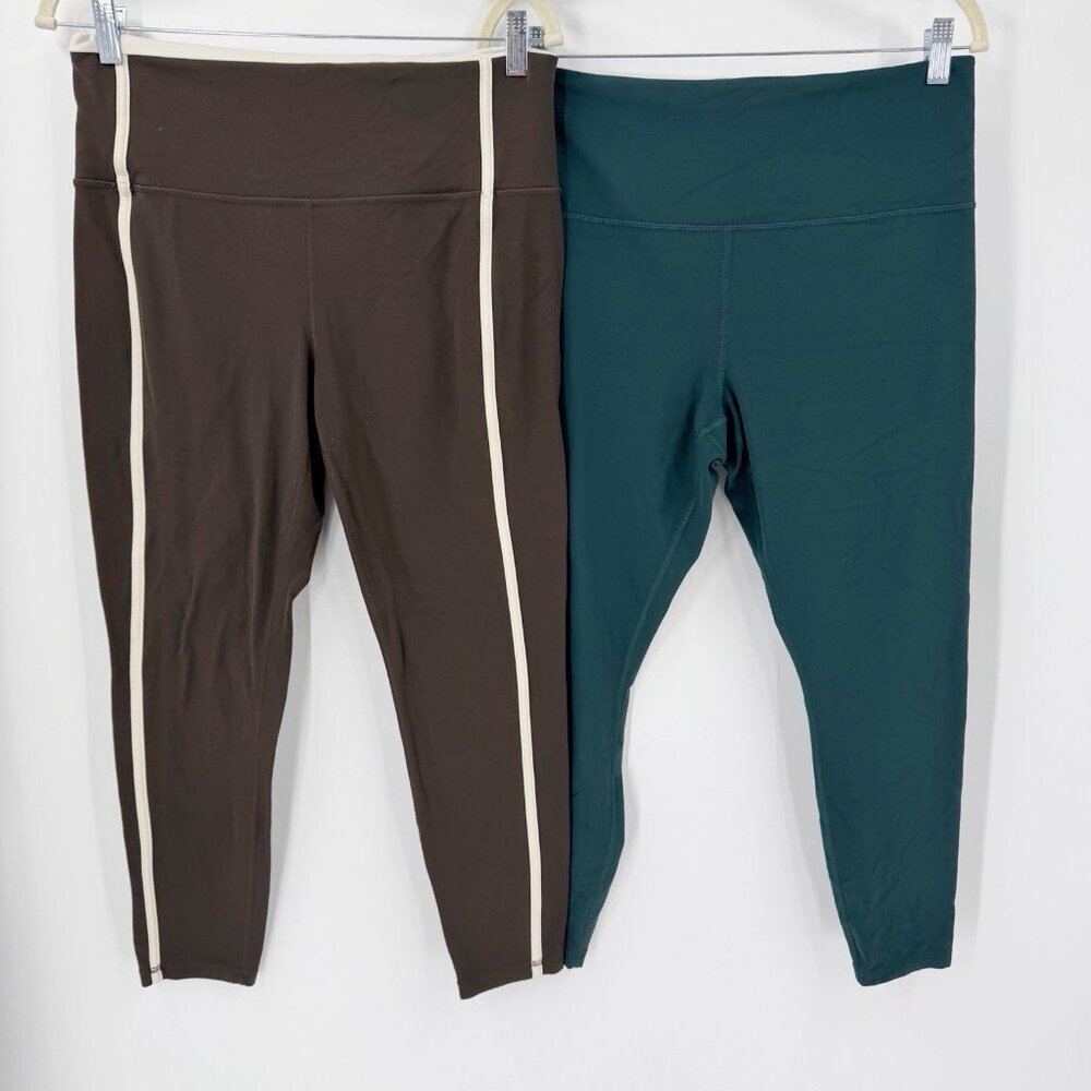 Lot of 2 Athleta Ultra High Rise Elation 7/8 Tight Size Large Yoga Gym Exercise